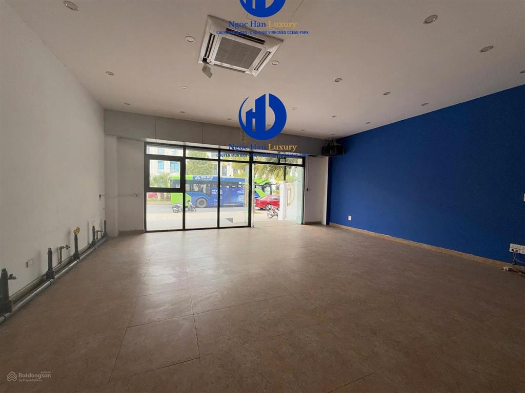 Giá 15 triệu  bao phí dịch vụ, căn hải âu 02. dt 90m2, 4t, mt 7,5m