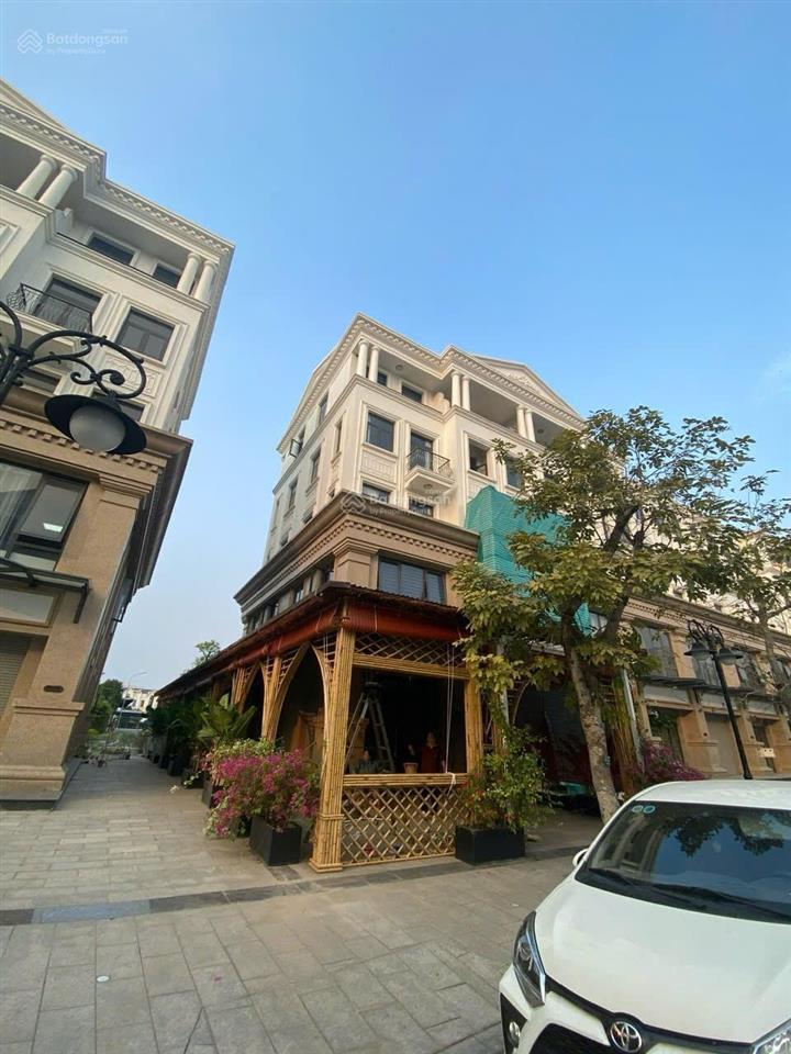 Cho thuê shophouse hải âu 16. dt 210m2, 5t, lô góc 3 mặt tiền. full đồ