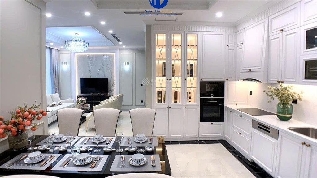 Giá 30 triệu/tháng biệt thự san hô, full nội thất, cạnh hồ 24,5ha