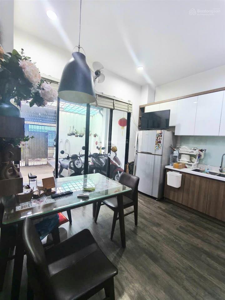 Bán nhà 4 tầng 150m2 thích quảng đức chỉ 19.9tỷ
