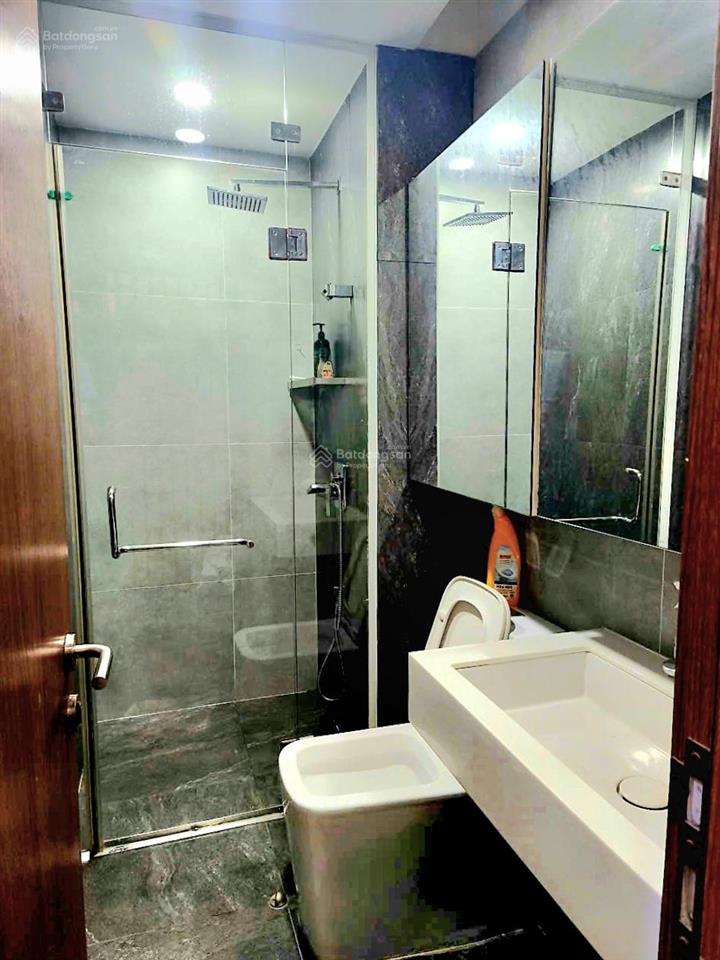 Bán nhà 4 tầng 150m2 thích quảng đức chỉ 19.9tỷ