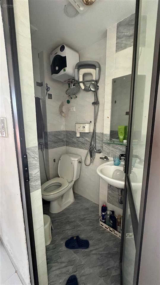 Nhà chính chủ tại ngõ 272 trần khát chân, phường hbt, hn