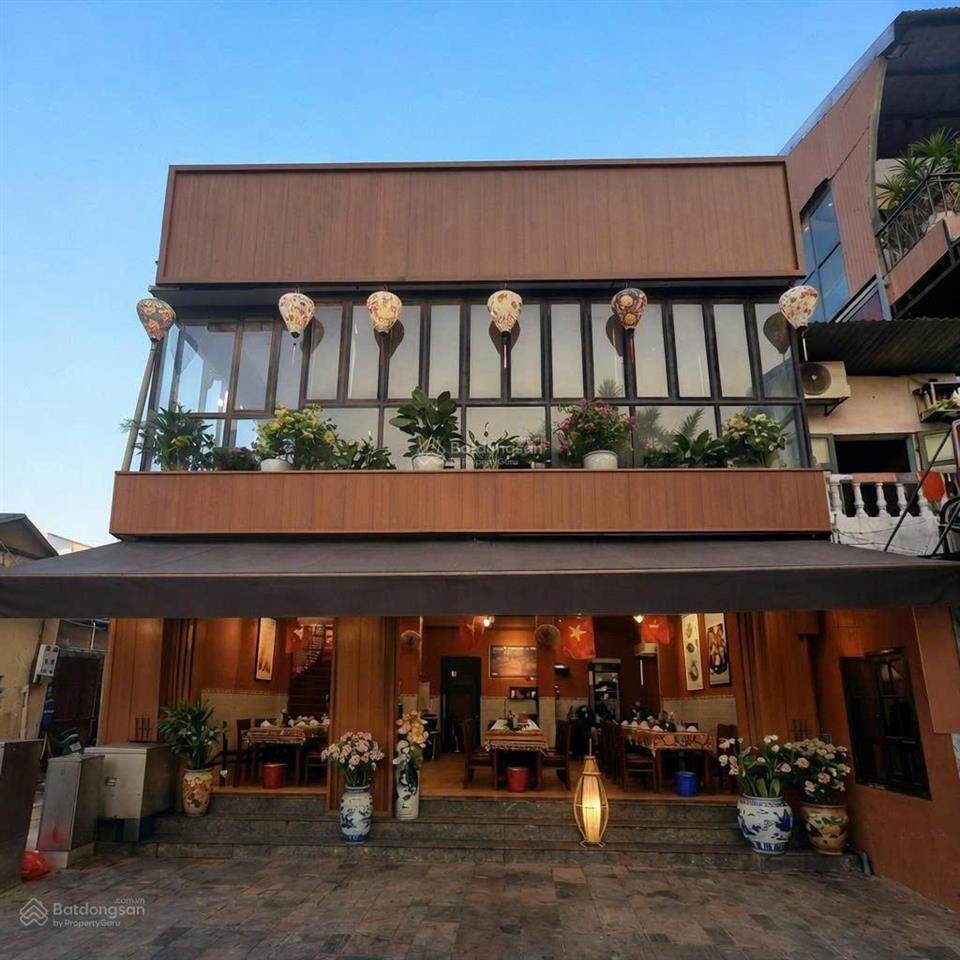 Cực hiếm  cho thuê nhà mặt tiền 10m hai bà trưng  chỉ 1 căn duy nhất