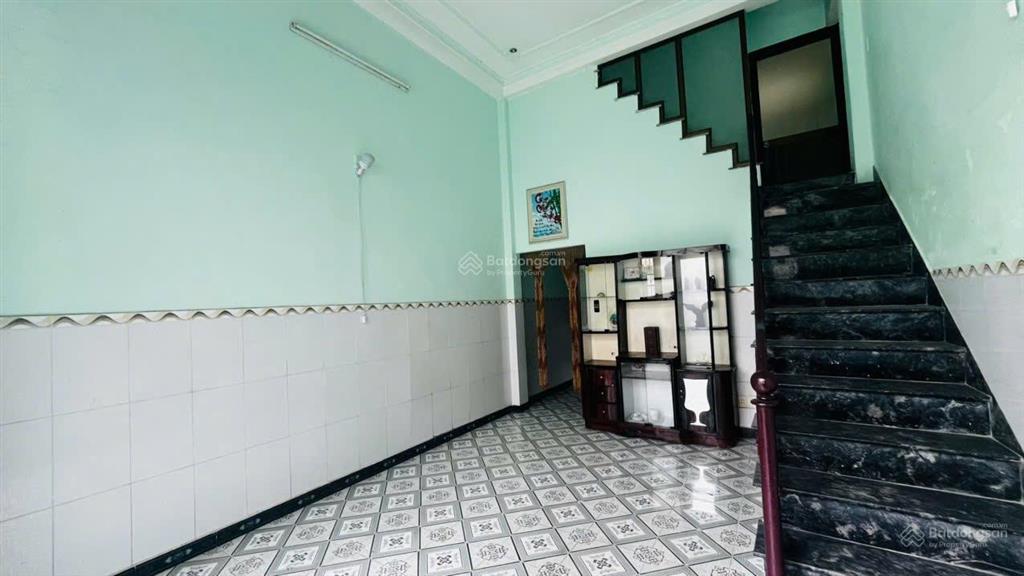 Cho thuê nhà 2 tầng 1 gác lửng kiệt đỗ bá, ngay khu an thượng diện tích đất 100m²