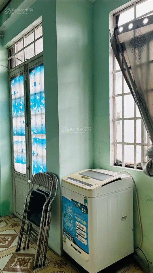 Cho thuê nhà 2 tầng 1 gác lửng kiệt đỗ bá, ngay khu an thượng diện tích đất 100m²