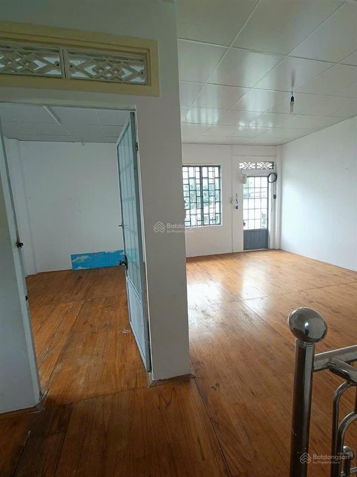 Bán nhà riêng tại 185/1 cổ loa, 4.2 tỷ, 65m2, giá tốt