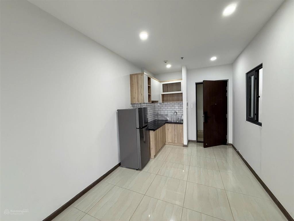 Cần bán căn hộ 2 tỷ 4 đã có sổ bcons plaza