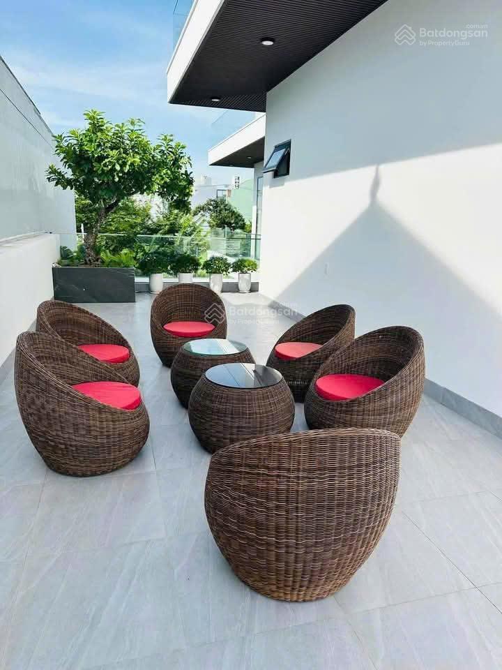 Cho thuê villa view sông cao cấp nguyễn đình thi, hoà xuân  diện tích 300m², villa 3 tầng