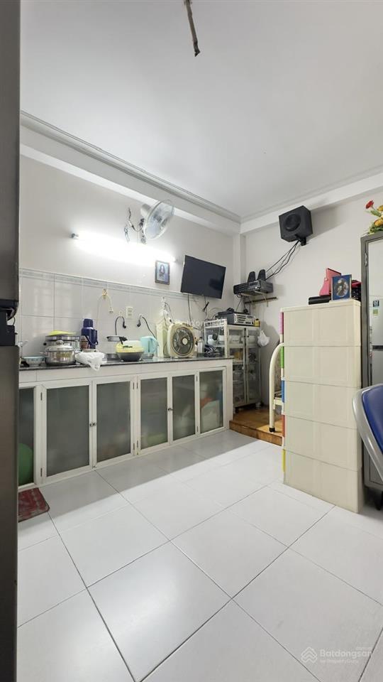 Nhà một đời chủ chưa qua đầu tư 4 tầng hxh cmt8 p4 tân bình giáp quận 3 dtsd 85m2 nhỉnh 7 tỷ