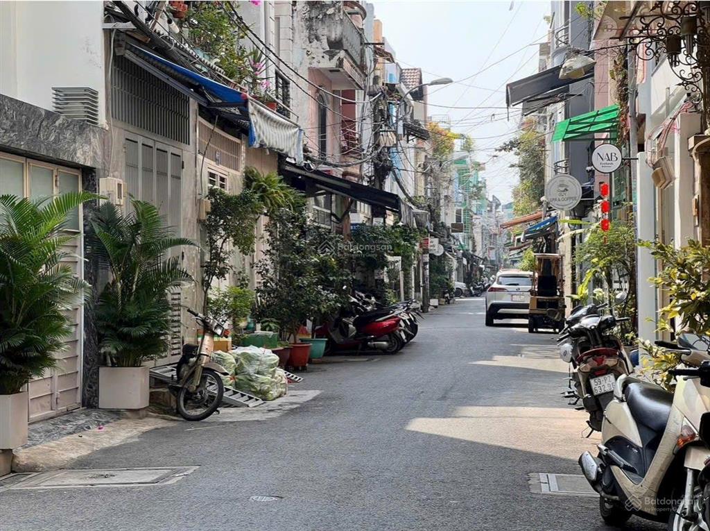 Bán nhà hxh 3 tầng 4pn 48m² gò dầu tân phú nhỉnh 6 tỷ.