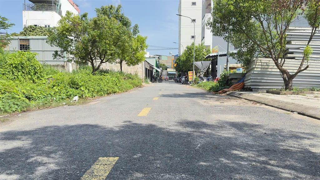 Đất khu phân lô đồng bộ xây 5 tầng  ngang 8m chỉ cách 50m ra mặt tiền hà huy giáp q12 nhỉnh 6 tỷ