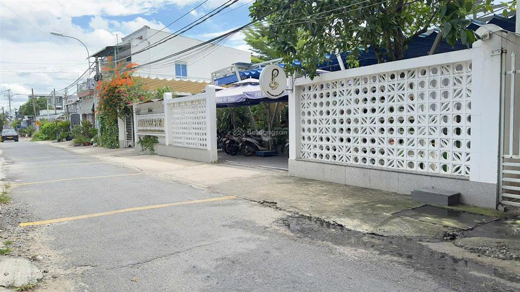 Một đời chủ hẻm xe hơi sát mặt tiền tl 15 củ chi 80 m2 2t cách chợ hóc môn chỉ 8 phút giá 3 tỷ