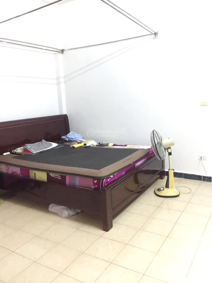 Bán nhà kđt đền lừ, 300m2, mặt tiền 10m, lô góc, ô tô, 215tr
