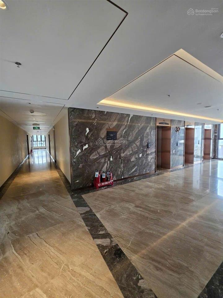 Bán căn duplex tòa hạn jardin, view hồ tây, căn góc, 252m, 57 tỷ
