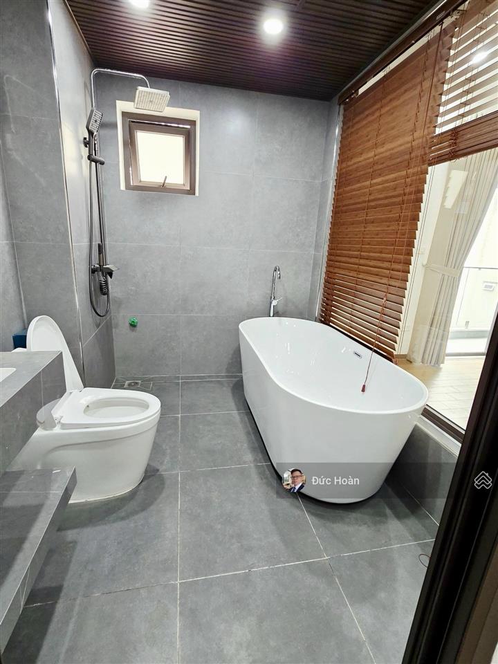 Bán nhà phố trạm, 52m2, 6 tầng thang máy, gara ô tô, gần aeon, cầu vĩnh tuy  nhỉnh 12 tỷ