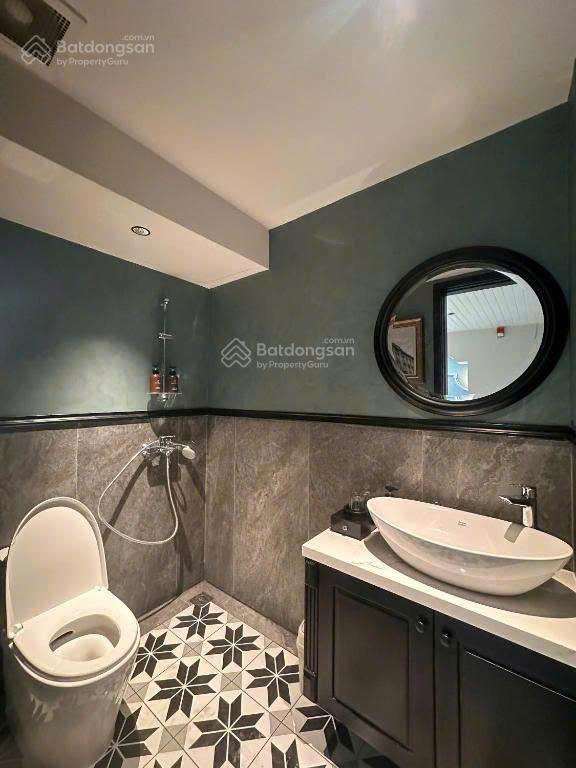 Cho thuê villa cao cấp gần đỗ bá  biển mỹ khê thiết kế 5 phòng ngủ rộng rãi