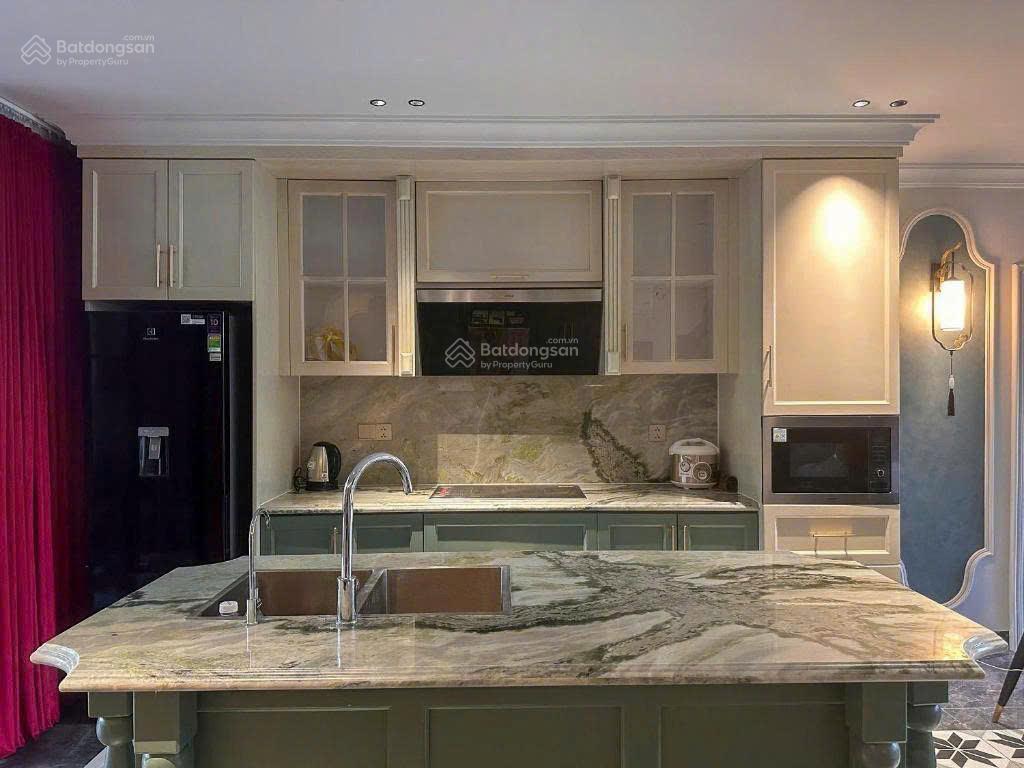 Cho thuê villa cao cấp gần đỗ bá  biển mỹ khê thiết kế 5 phòng ngủ rộng rãi