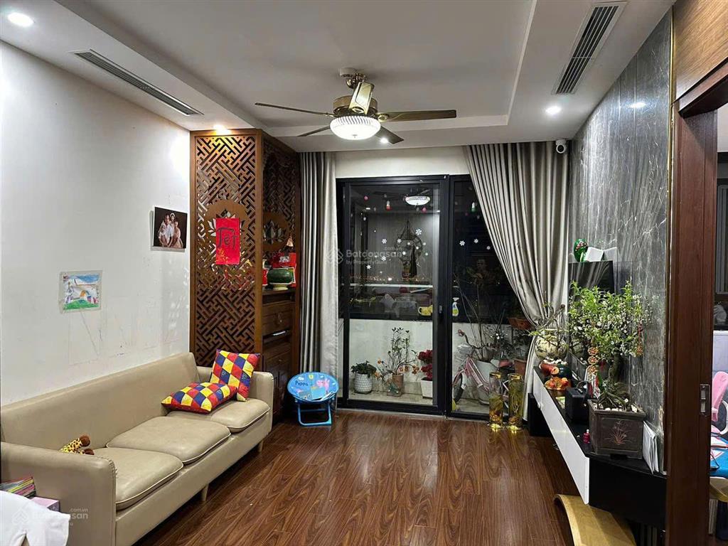 Căn 2n2vs nổi bật dự án roman plaza tầng trung có sân vườn rộng, view thoáng vĩnh viễn