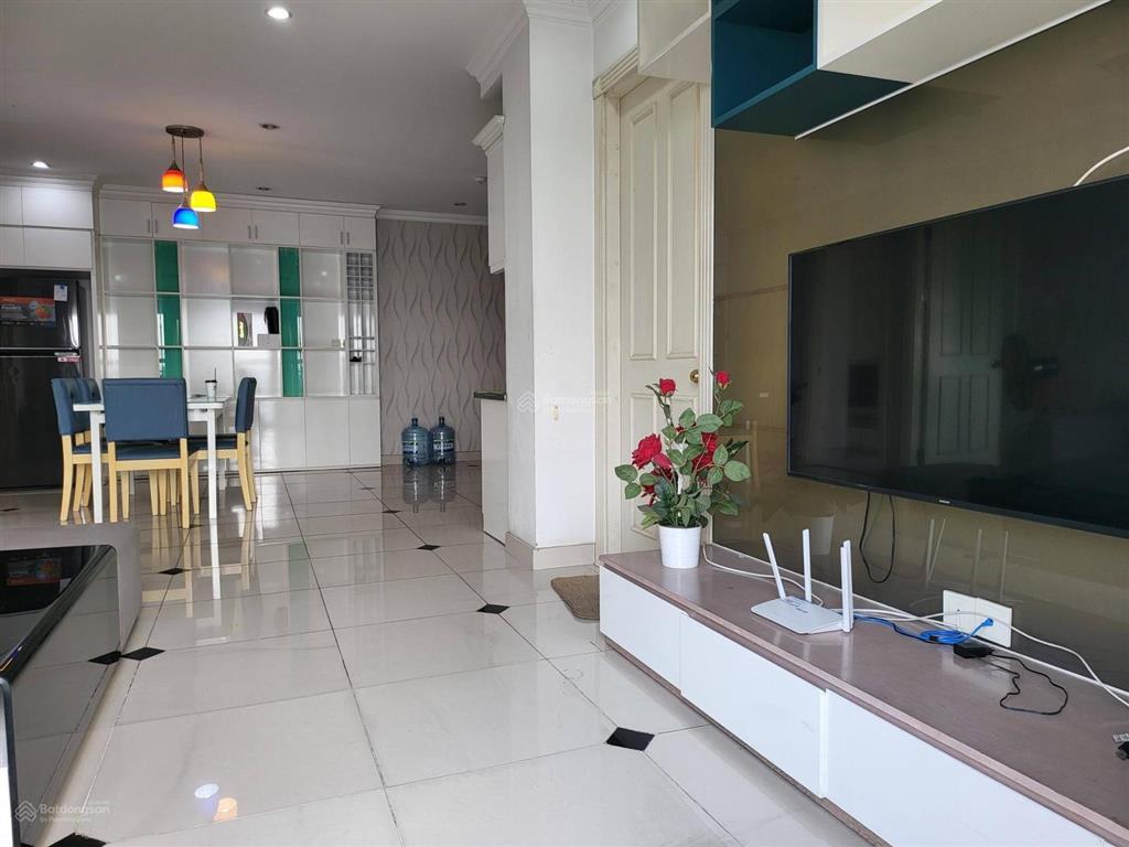 Căn hộ chung cư 3p ngủ, nội thất ở phúc yên phan huy ích giá 13tr