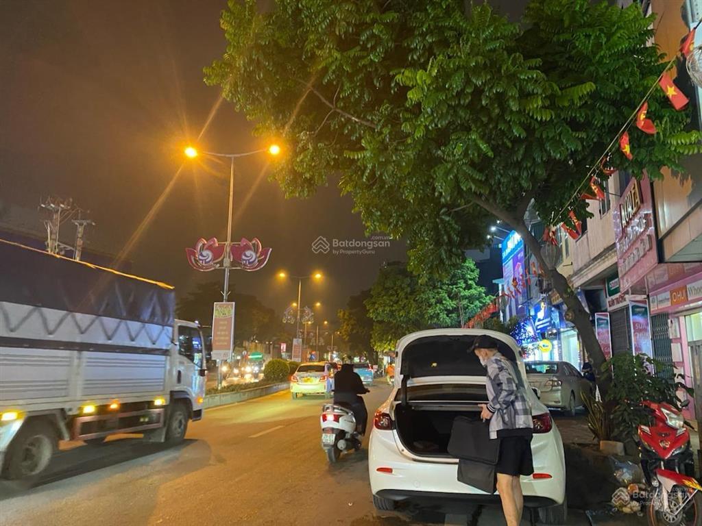 Bán nhà riêng 4 tầng, 38m2, giá ưu đãi 8,5 tỷ tại vạn phúc, hà đông, hà nội hot!