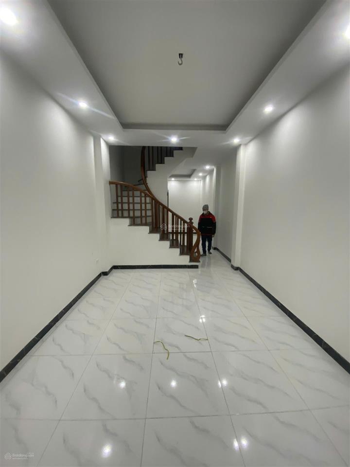 Nhà sát đại lộ tlgiá cực tốt, vị trí trung tâmcực kì sầm uấtđến xem là ưnggiá sốc!. chỉ 3,8x tỷ