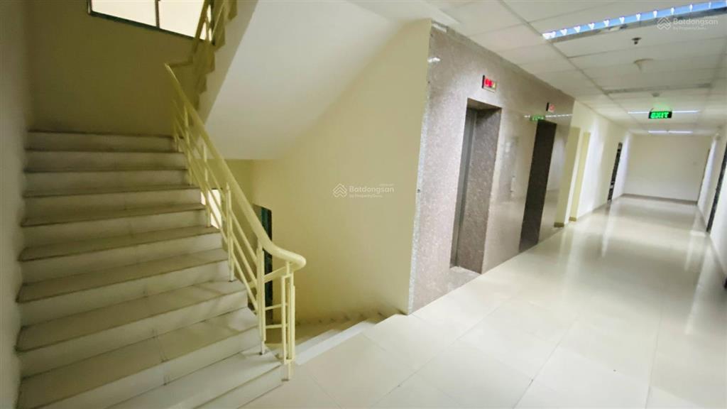 Chính chủ bán căn hộ 82,53m2 2pn, 2wc giá 3,95 tỷ tại khu căn hộ sacomreal584