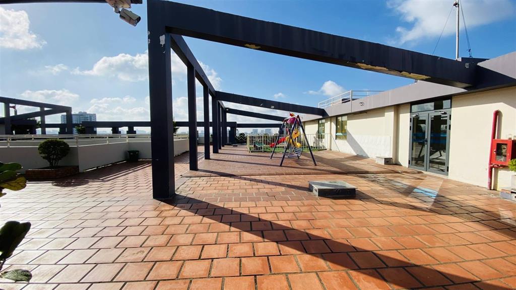 Chính chủ bán căn hộ 82,53m2 2pn, 2wc giá 3,95 tỷ tại khu căn hộ sacomreal584