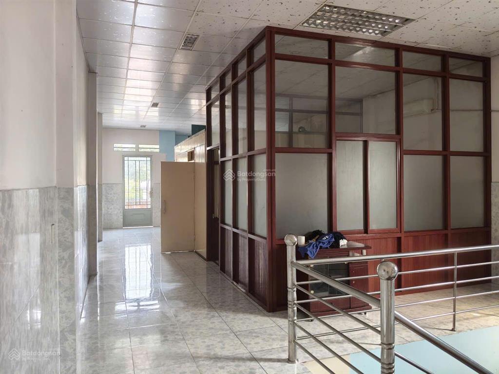 Cho thuê nhà riêng 301 phạm ngọc thạch, giá ưu đãi, 190m2, 2pn, 3wc