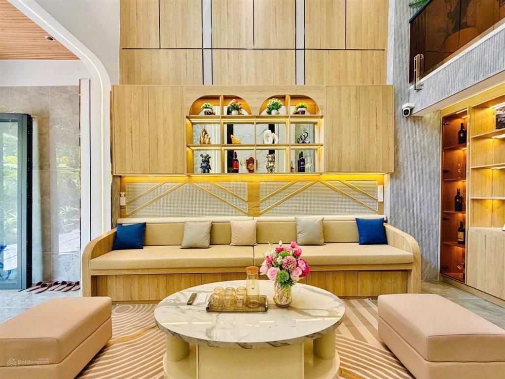 " hiếm " nhà 5 tầng  66m2 (4x16.5)  quang trung, gần vincom  hxh thông  giá  7.3 tỷ tl