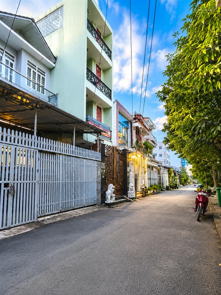 Chính chủ bán nhà 5 tầng kinh doanh đỉnh đường 28 , quận 2 giá mềm hiếm có, 9 tỷ 2 còn tl