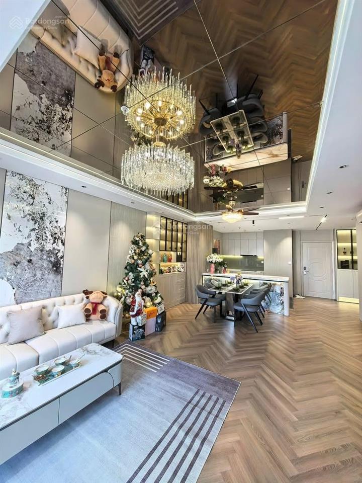 Bán chcc tại 72a nguyễn trãi  thanh xuân royal city, giá 42 tỷ, 230m2 giá tốt nhất
