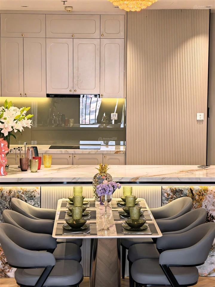 Bán chcc tại 72a nguyễn trãi  thanh xuân royal city, giá 42 tỷ, 230m2 giá tốt nhất
