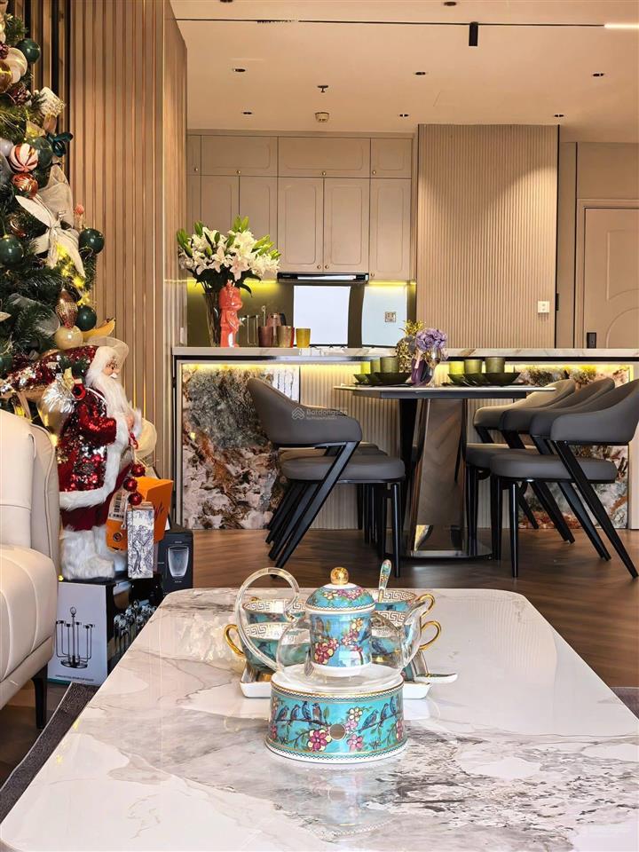 Bán chcc tại 72a nguyễn trãi  thanh xuân royal city, giá 42 tỷ, 230m2 giá tốt nhất