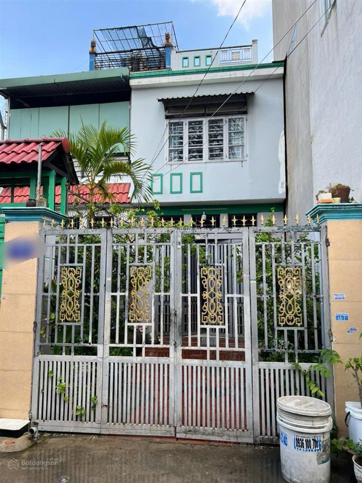 Hxh đỗ cửa nhà đẹp ở ngay dài khủng ngang chuẩn 4m  95m2  3 tầng huỳnh thị hai q12  5 tỷ