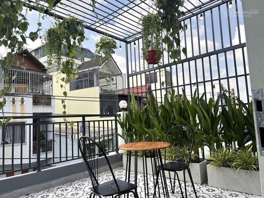 Nhà đẹp mới toanh , đường nhựa 8m thông  đs4 lê văn thọ gv, 3 tầng  50m2  8,39tỷ(tl)