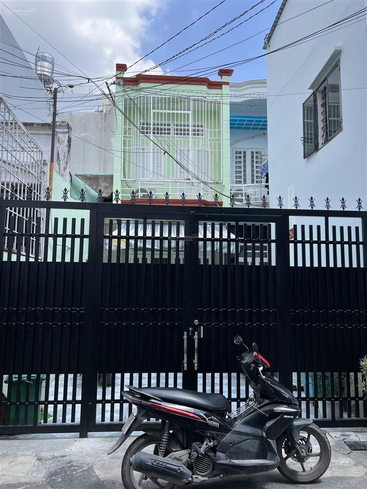 Nhà đẹp ở ngay  hẻm 5m thông 2 tầng  nguyễn văn khối gv  30m2  chỉ 3,45tỷ (tl)