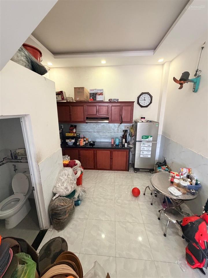 Hiếm nhà đẹp ở ngay  hẻm 5m thông  vf8 tới cửa quay đầu  100m tới mt nguyễn văn quá  4,8 tỷ
