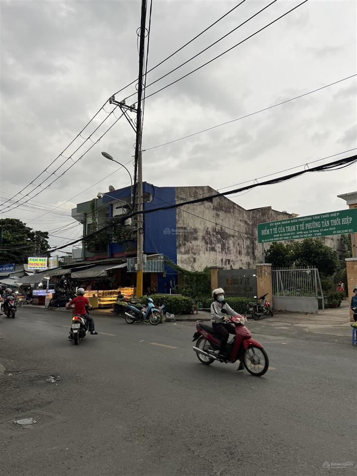 Biệt phủ mt đường nhựa 10m có lề  ht05 q12  272m2 ngang khủng 11m, chỉ 27,5 tỷ (tl)