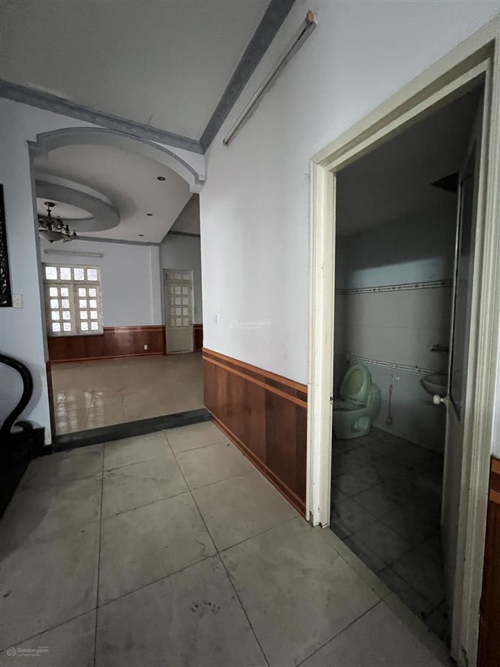 Biệt phủ mt đường nhựa 10m có lề  ht05 q12  272m2 ngang khủng 11m, chỉ 27,5 tỷ (tl)