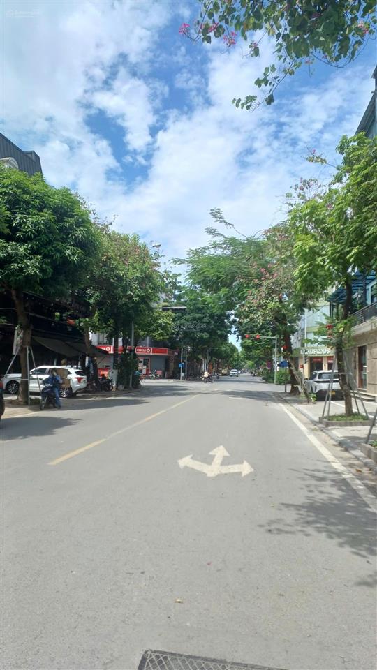 Kđt văn la, hà đông, 90m, 5 tầng thang máy. giá 21 tỷ, 3 ô tô tải tránh. kinh doanh