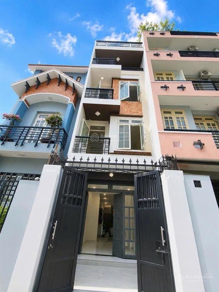 Tô hiến thành  kế chợ thuốc nguyễn giản thanh  5 tầng, 63m2 có khung thang máy  giá 15.5 tỷ tl