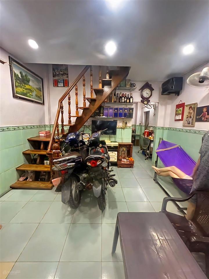 Lô góc "cực phẩm" lê thiệt chỉ 3.85 tỷ có ngay 3pn, hẻm thông sát mặt tiền