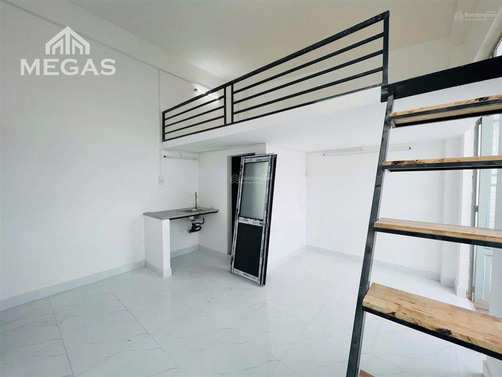 3,5 triệu mà thuê được phòng gác quận 3? không đùa!