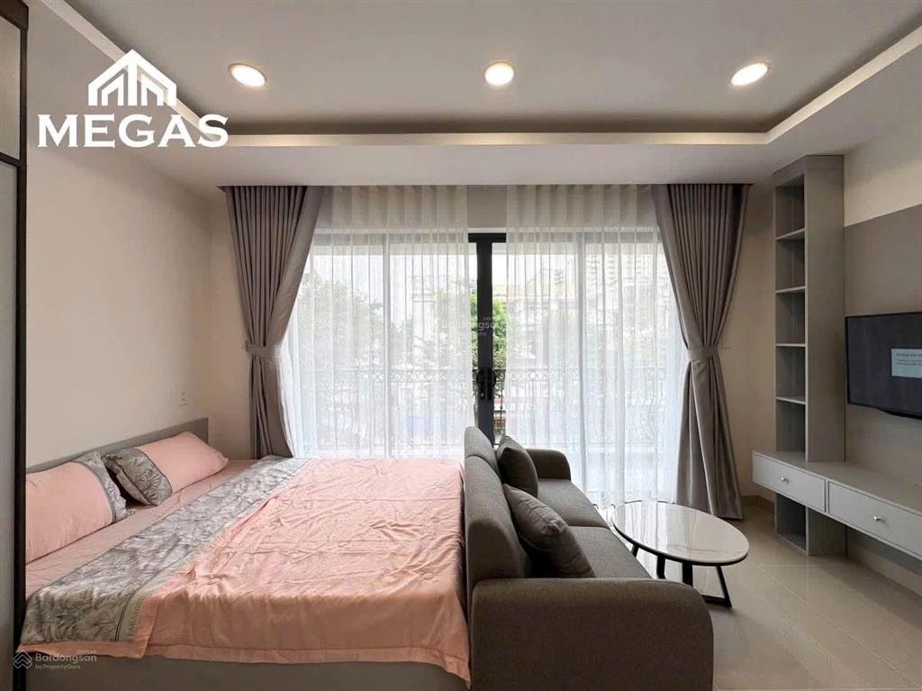 Căn hộ new 100%  full nt  vòng xoay dân chủ, quận 10