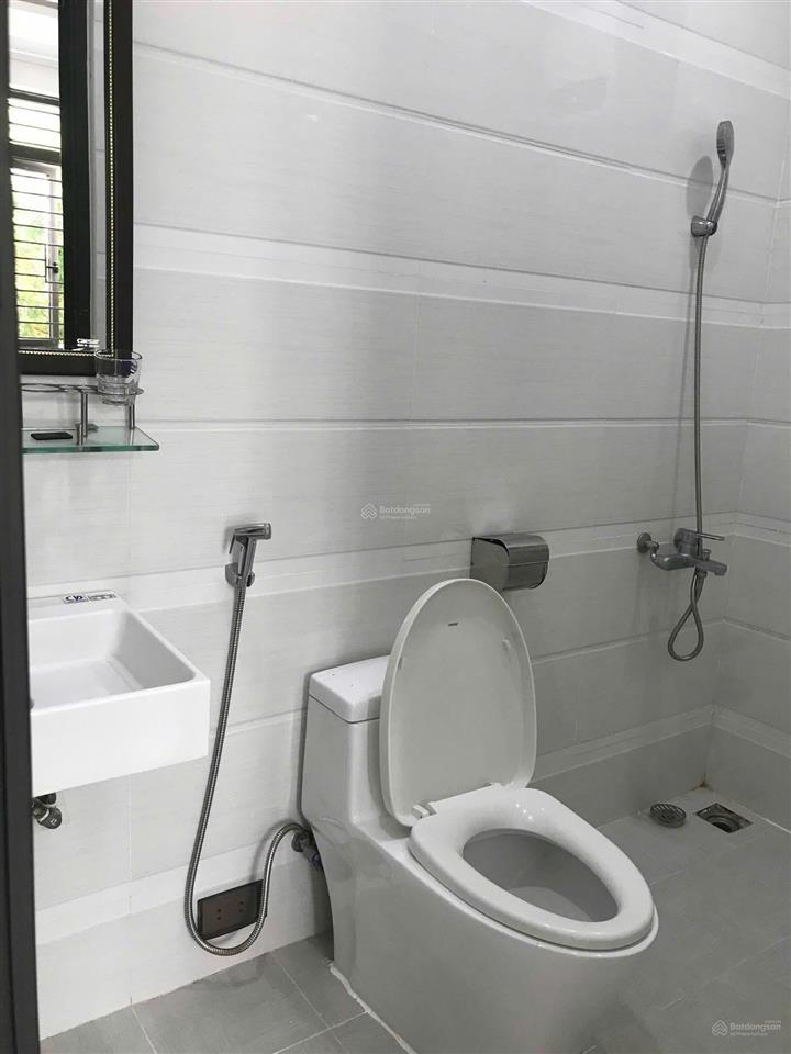 Cho thuê nhà 3 tầng phạm bành, gần chợ hòa xuân  diện tích 80m² x 3 tầng