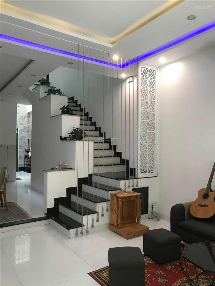 Cho thuê nhà 3 tầng phạm bành, gần chợ hòa xuân  diện tích 80m² x 3 tầng