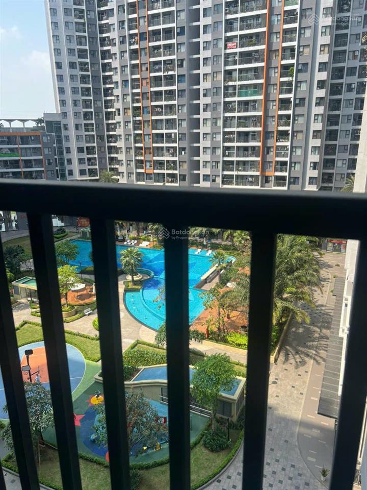 Cần bán safira 1pn+ 50m² nhà trống view trực diện hồ bơi cực đẹp giá 3.7 tỷ
