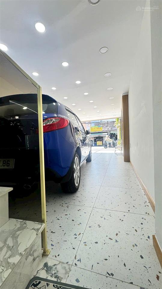 Bán gấp giảm ngay 1. 6 tỷ nhà mặt tiền phan văn trị, 4 tầng