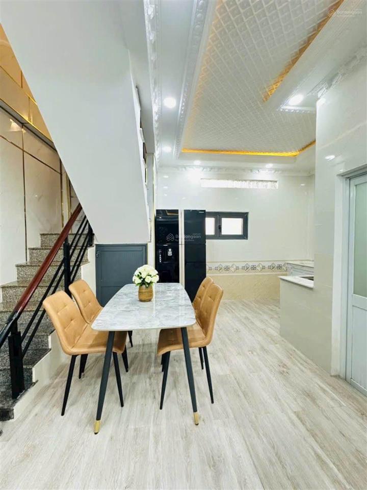 Nhà 3tầng mới hoàn thiện tặng full nội thất như hình gần q7