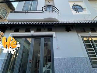 Nhìn là thấy đẳng cấp!quá rẻ,khu tên lửa tỉnh lộ 10,38,5m2, 3tầng,4pn,4,85tỉ